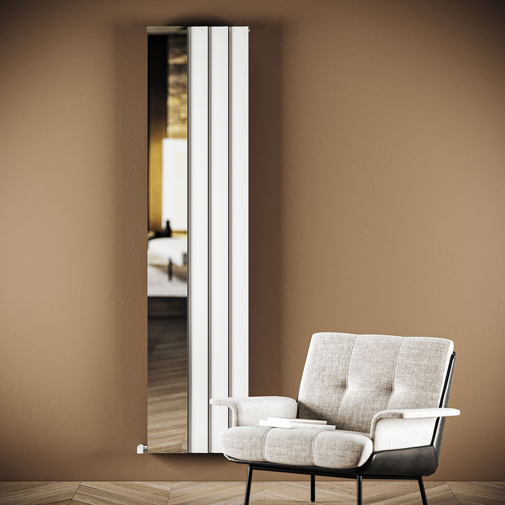 Radiateur miroir design dans un intérieur moderne pour un chauffage élégant et un effet d’espace