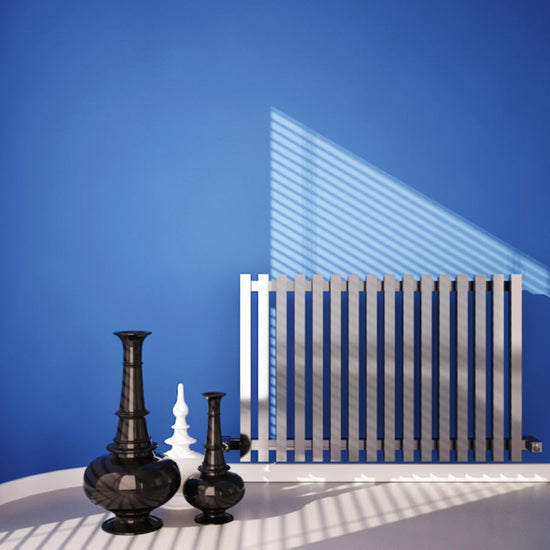 Radiateur minimaliste au design épuré dans un intérieur moderne, fonctionnel et durable