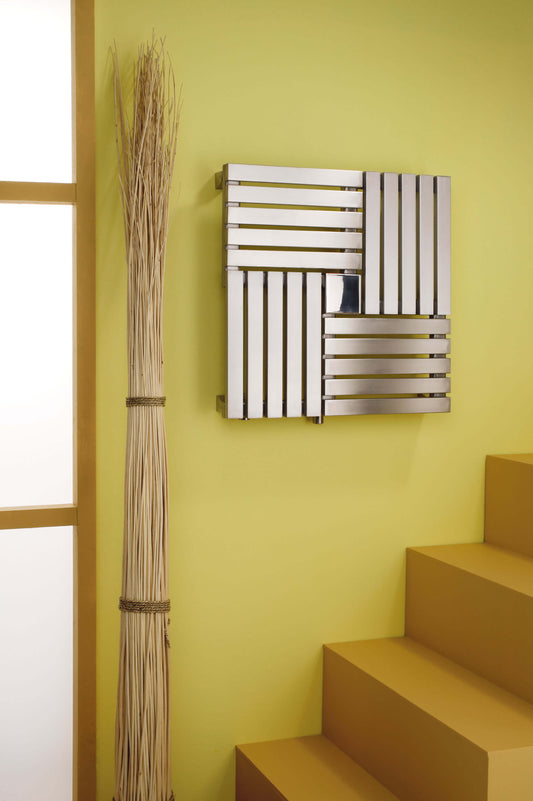 Carisa Keops Radiateur en Acier Inoxydable Horizontal Design Moderne Miroir Poli