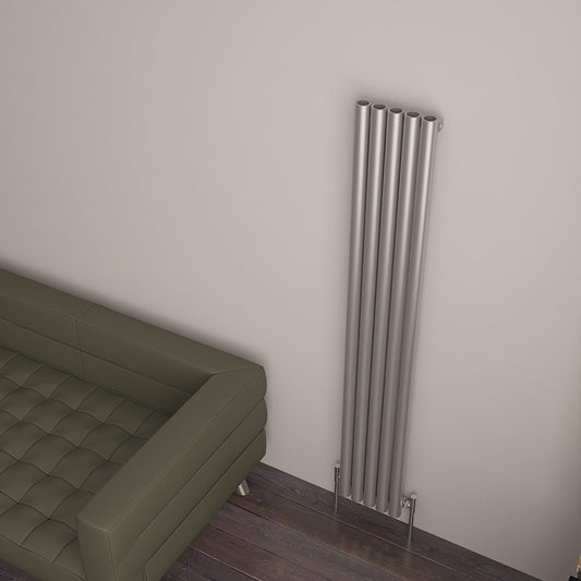 Carisa Mistral Radiateur en Acier Inoxydable Vertical Design Moderne Satiné Poli