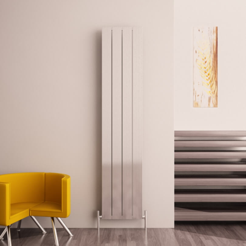 Carisa Monza Radiateur en Aluminium Vertical Design Moderne Anodisé Poli