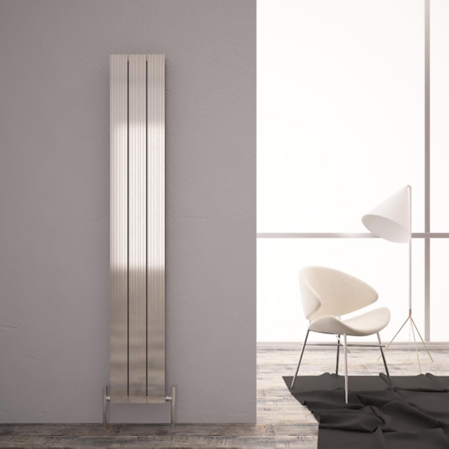 Carisa Monza Radiateur en Aluminium Vertical Design Moderne Anodisé Poli