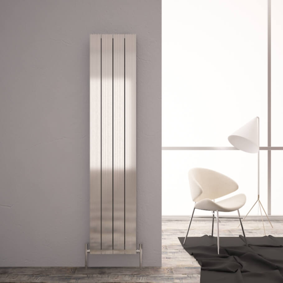 Carisa Monza Radiateur en Aluminium Vertical Design Moderne Anodisé Poli