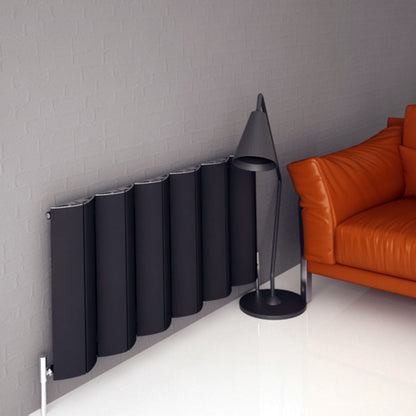 Carisa Nixie Radiateur en Aluminium Horizontal Design Moderne Noir