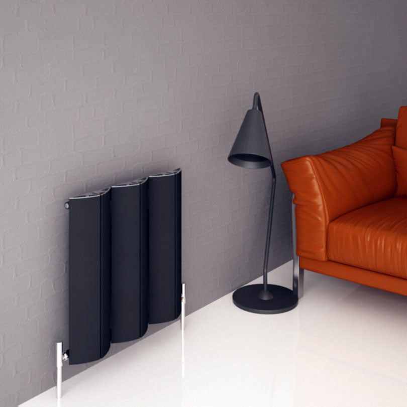 Carisa Nixie Radiateur en Aluminium Horizontal Design Moderne Noir