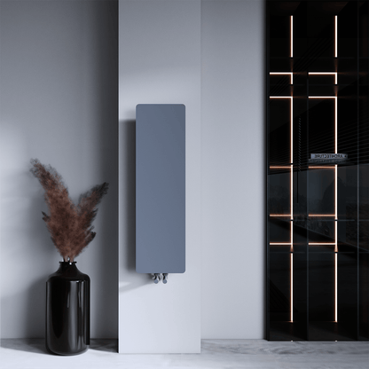 Alt Tag: sèche serviette design moderne radiateur aluminium Carisa Croydon radiateur vertical design mince acier gris clair sur mur