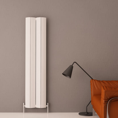 Alt Tag: Carisa Nixie Radiateur en Aluminium Vertical Design Moderne Blanc, radiateur vertical blanc design moderne pour salon