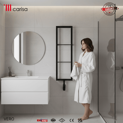 Alt Tag: sèche-serviettes Carisa Vero noir mat en acier inoxydable, radiateur porte-serviettes électrique mural dans salle de bain moderne
